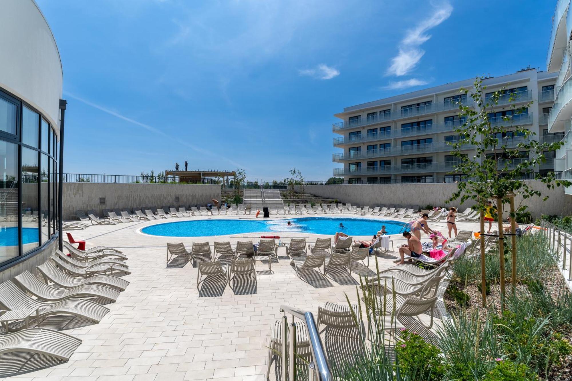 Polanki Aqua Apartamenty Premium - W Cenie Nielimitowany Dostep Do Strefy Aqua Kolobrzeg Exterior photo